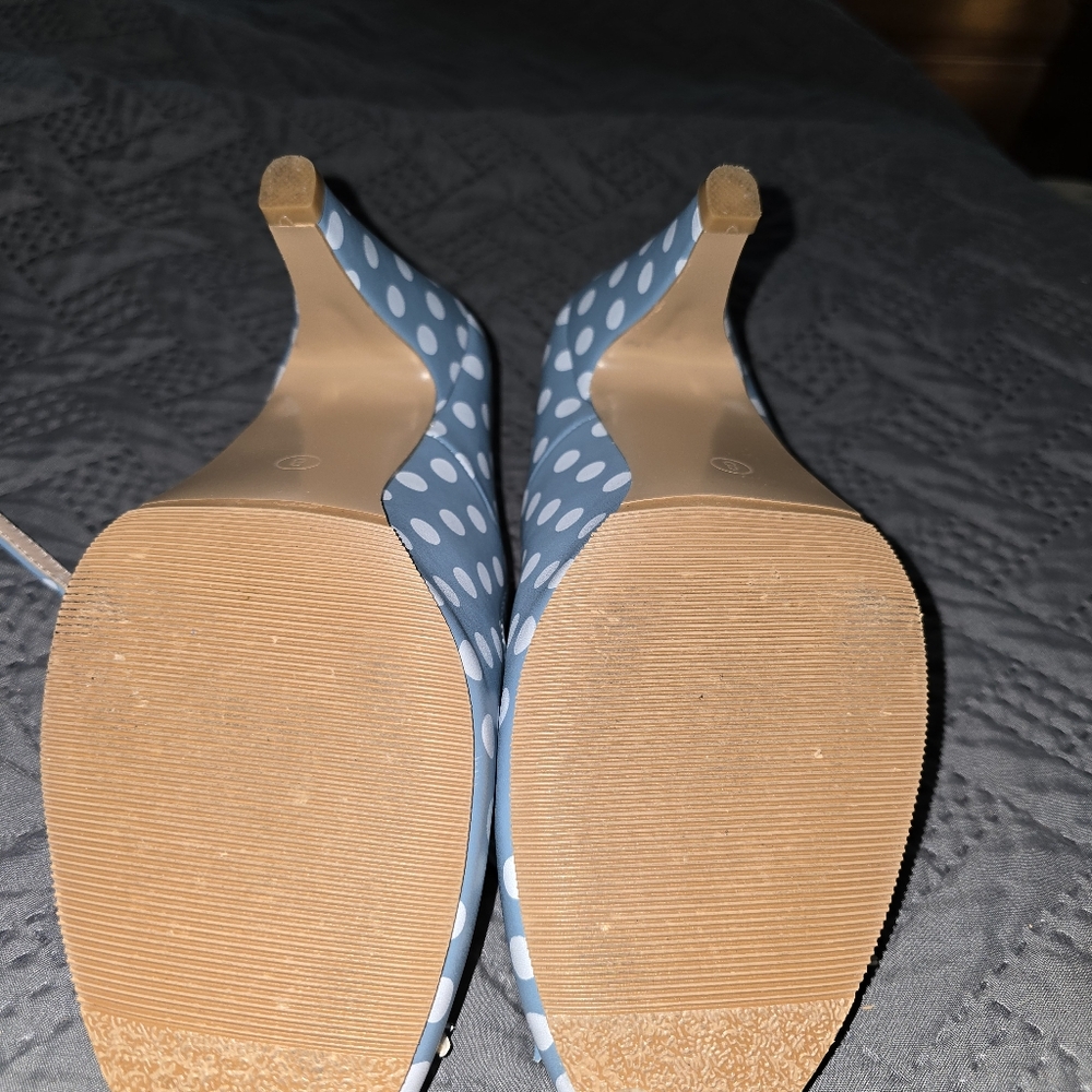 Retro 50s Blue Polka Dot Women's Shoes - Picture 5 of 9